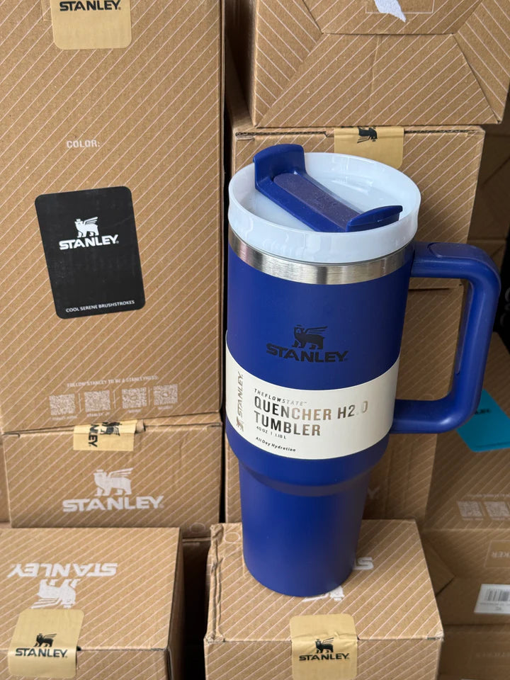 The Quencher H2.0 Flowstate™ Tumbler Stanley Cup