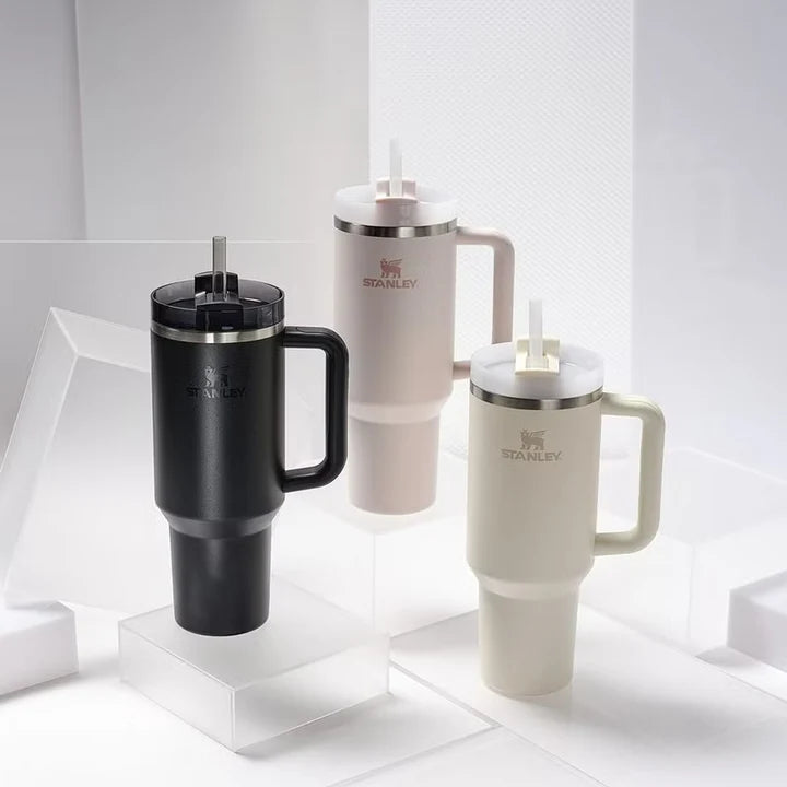 The Quencher H2.0 Flowstate™ Tumbler Stanley Cup