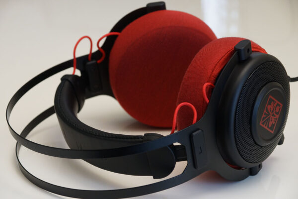 OMEN by HP Gaming Headset 800 with DTS Headphone :X Surround for PC, Mac, PS4, Xbox One, Retractable Mic, Black/Red - NO BOX - Image 7